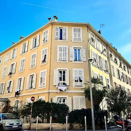 Lumineux Appartement Deux Pieces ニース エクステリア 写真