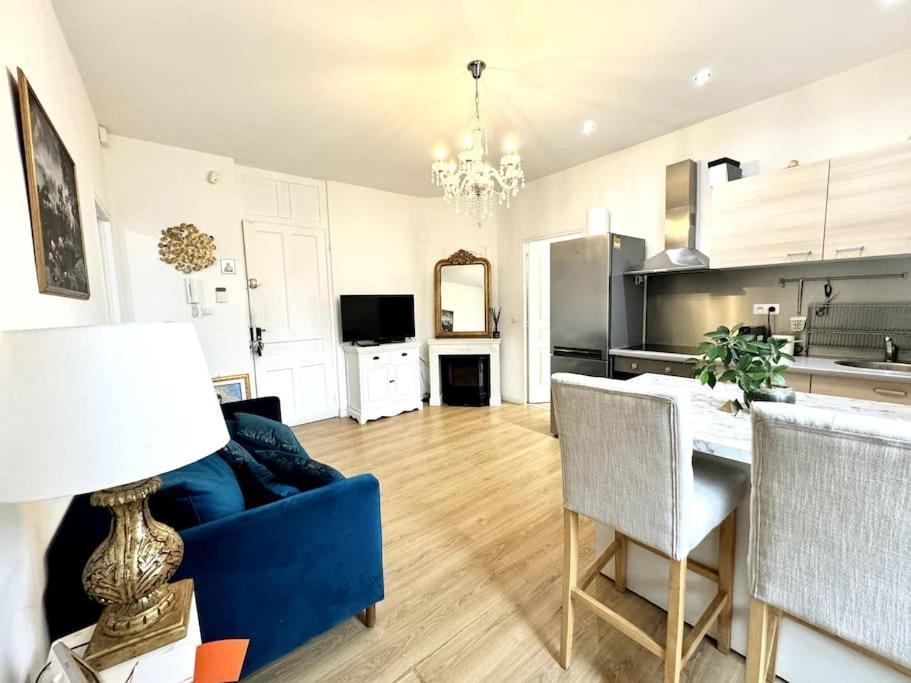 Lumineux Appartement Deux Pieces ニース エクステリア 写真