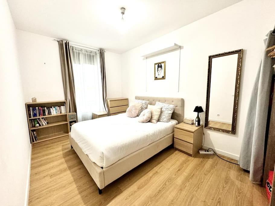 Lumineux Appartement Deux Pieces ニース エクステリア 写真