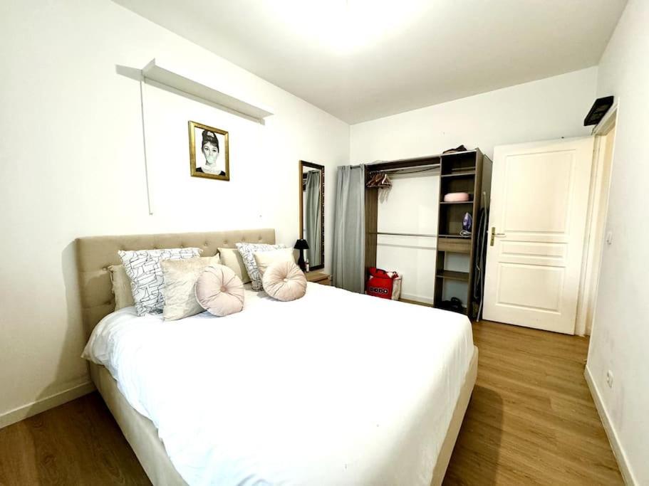 Lumineux Appartement Deux Pieces ニース エクステリア 写真